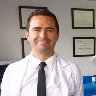 Dr. Jonny Luque Herrera