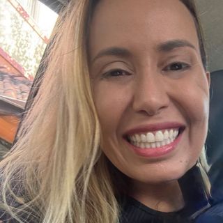 Dra. Paula Bernardes de Carvalho