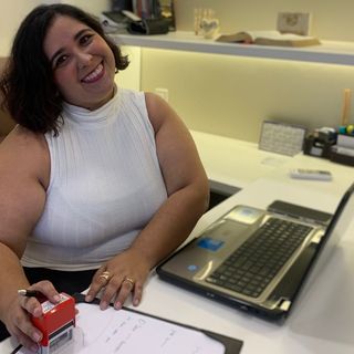 Dra. Silvia Vieira