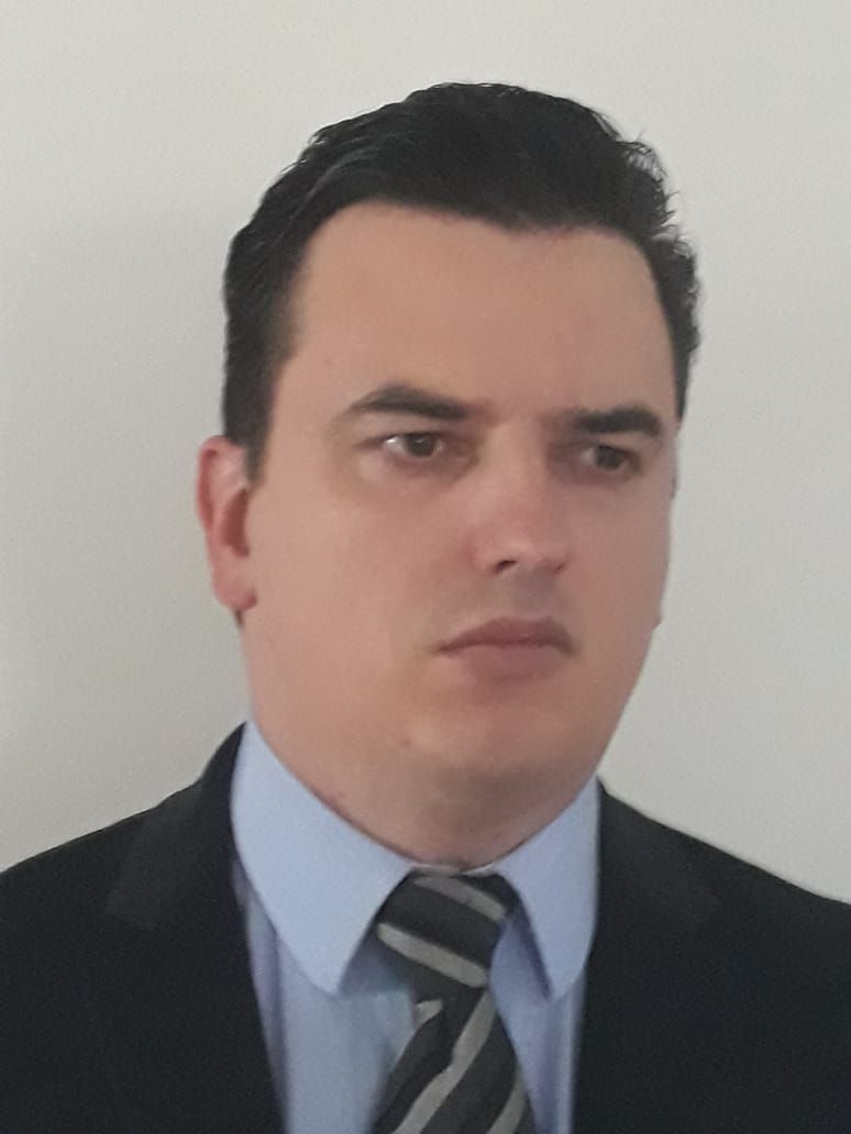 Victor Moreschi Neto-1