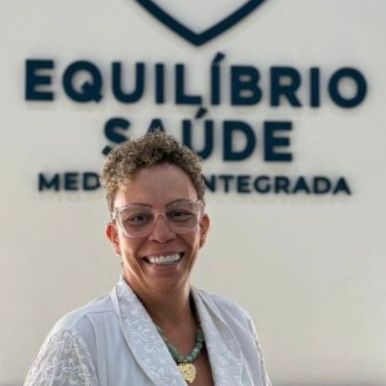 Simone Brum De Oliveira, Ginecologista Sorocaba