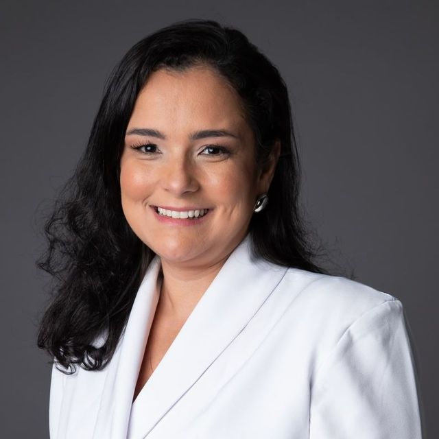 Flávia Nóbrega, Ortodontista Taguatinga