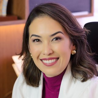 Ampliar imagem: Camila Bae Uneda, Otorrino Niterói