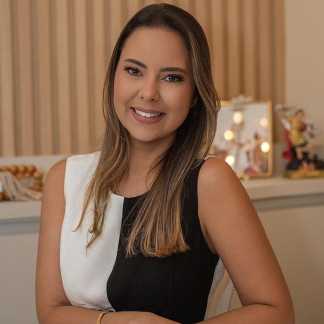 Malu Dantas De Almeida, Ginecologista Ribeira Do Pombal