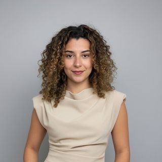  Ana Cristina Holanda