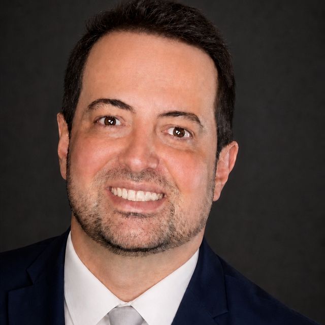 Rafael de Jesus Invernise, Cirurgião vascular Bauru