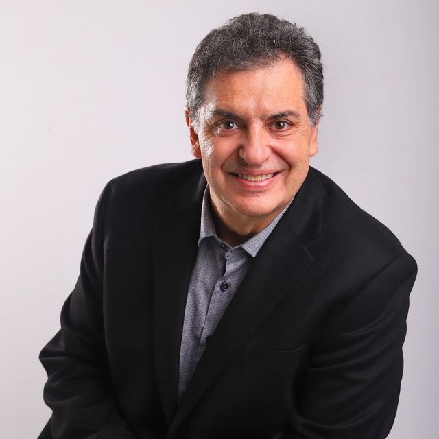 Alfredo Benjamim  Duarte Silva, Cirurgião plástico Curitiba