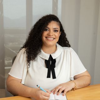 Ampliar imagem: Mayara Kalonji, Médico clínico geral Rio de Janeiro