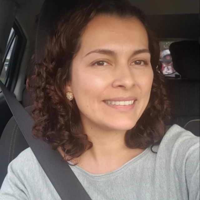 Ana María Gallego Salazar, Odontólogo Pereira