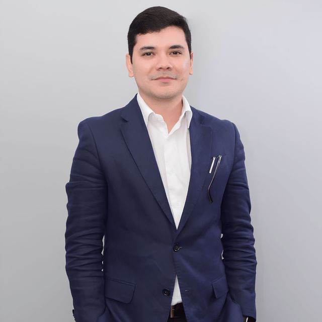 Renato Kenji Takahashi, Ortopedista - Traumatologista Santos