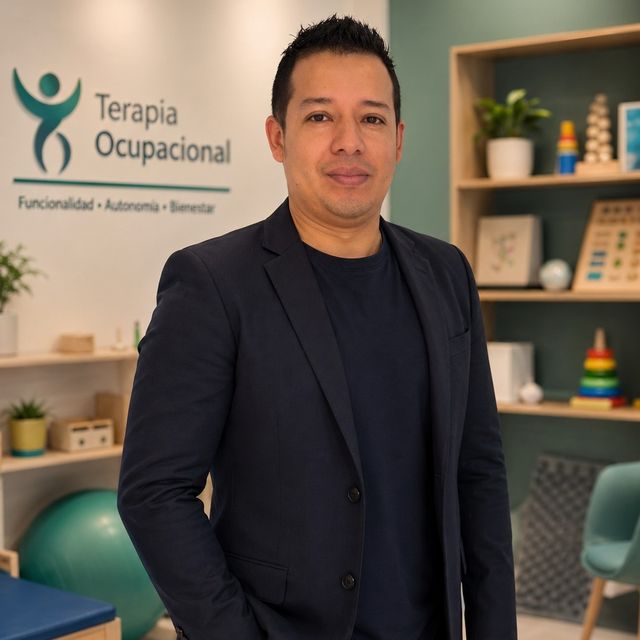 Cristian Camilo Ortega, Terapeuta ocupacional Bello