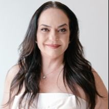 Renata Louredo Rodrigues, Ginecologista Macaé