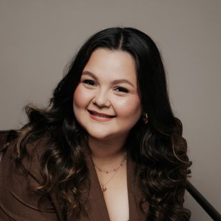 Ana Luiza Souza da Silveira, Ginecologista Itaperuna