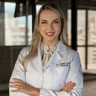 Dra. Fernanda  Pedroso
