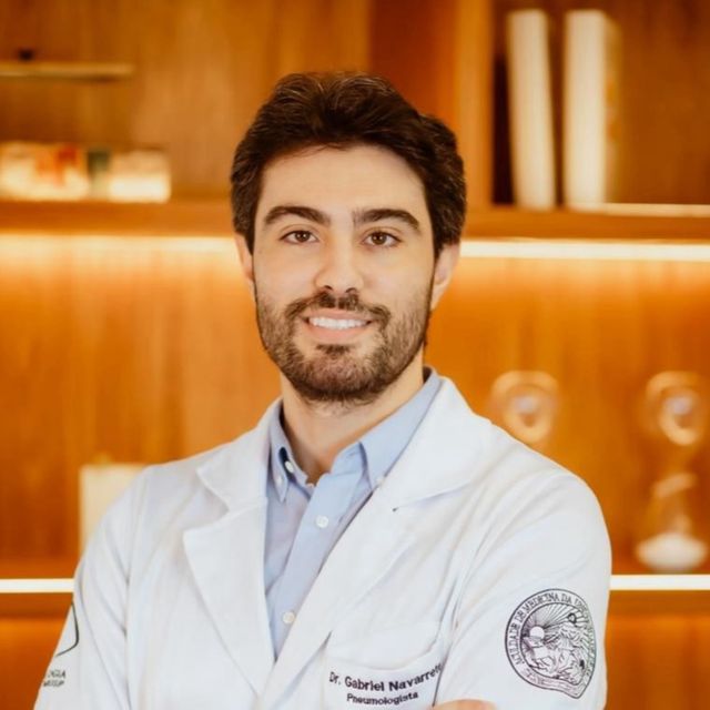 Gabriel Navarrete Fernandez, Pneumologista Goiânia