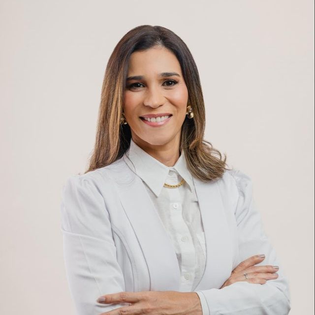 Ana Ester Pereira Peixoto, Pediatra São Paulo