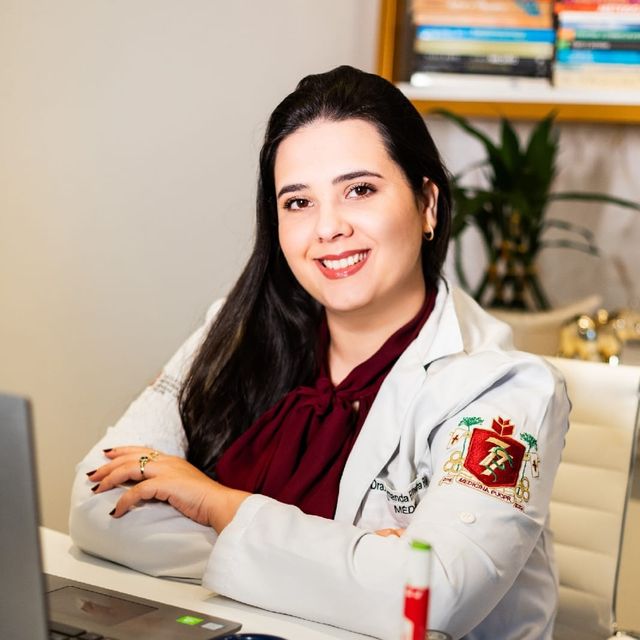 Amanda Ferreira Rêgo, Médico clínico geral Curitiba