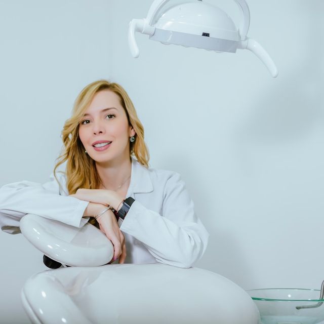 Martha Uribe Gomez, Odontólogo Bogotá