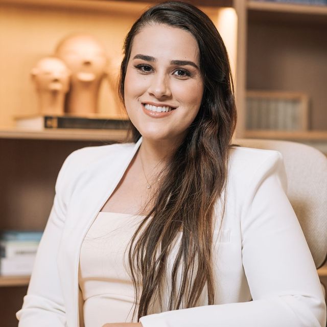 Livia Amurim de Souza, Dermatologista Belo Horizonte