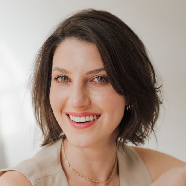 Paula Casteleti, Dermatologista São Paulo