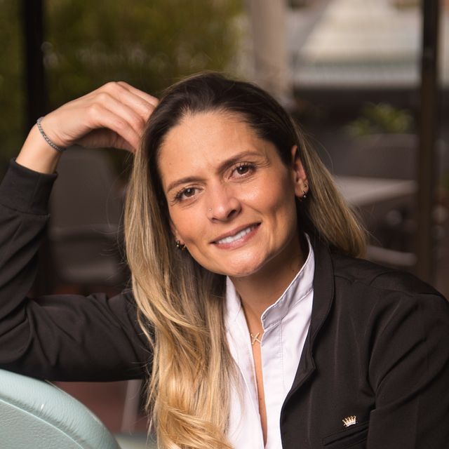 Karen Montes Garrido, Odontólogo Bogotá
