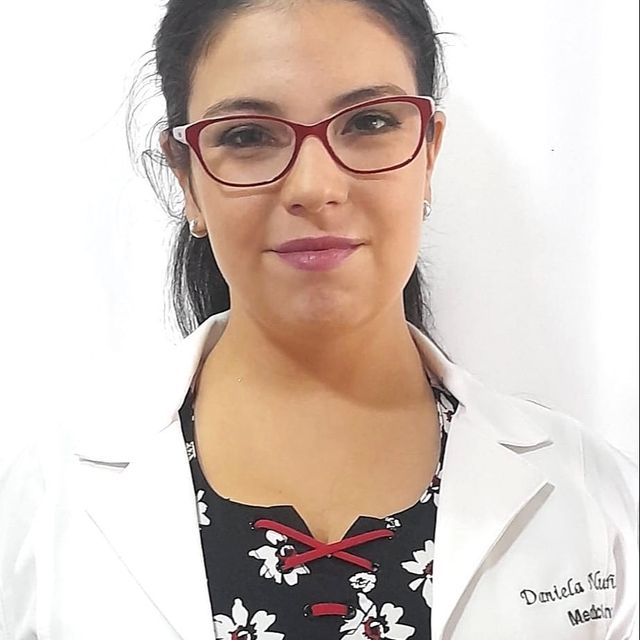 Daniela Nuñez, Médico general Los Ángeles