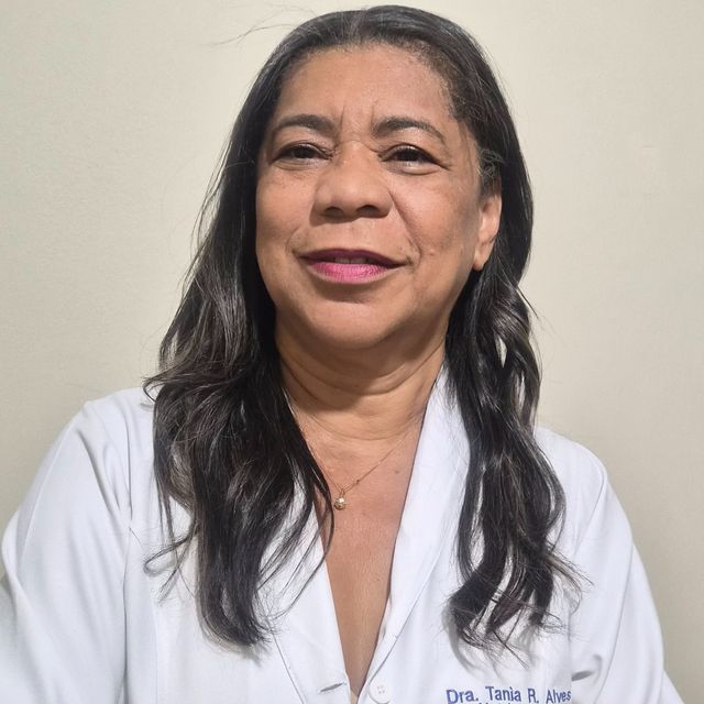 Tania Regina Dos Santos Nogueira Alves, Nutricionista Nilópolis