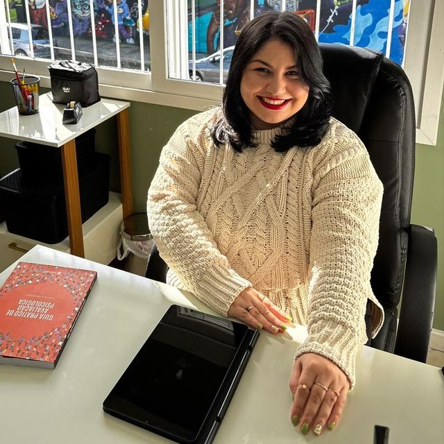 Netaly Nunes, Psicólogo Pelotas