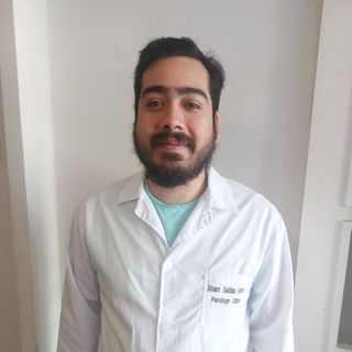 Acercar imagen: Alvaro Saldías, Psicólogo Viña del Mar