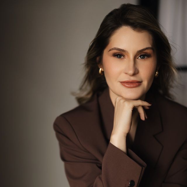 Paola Zakszewski, Dermatologista Curitiba