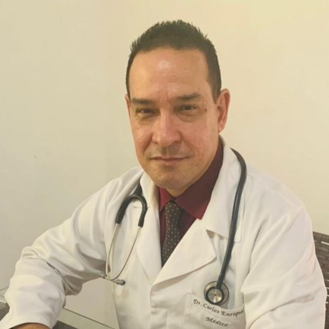 Carlos Enrique Campdesuner Díaz, Médico clínico geral Manaus