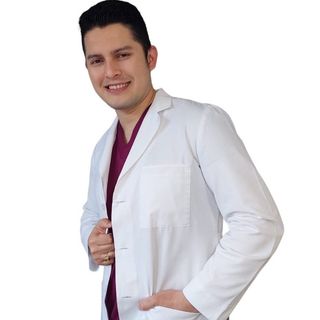 Acercar imagen: Launny  Puente, Médico general Ñuñoa