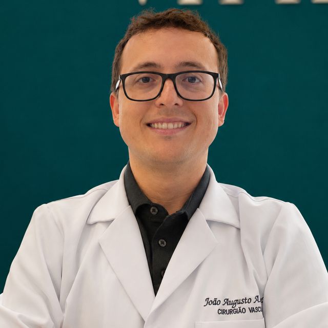 João Augusto Argenton ., Cirurgião vascular Itapema