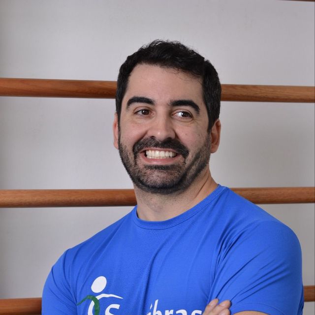 Santiago  Munhos, Fisioterapeuta São Paulo