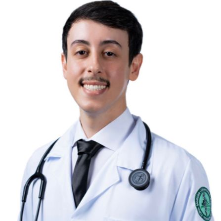 Guilherme dos Santos, Médico clínico geral Timbó