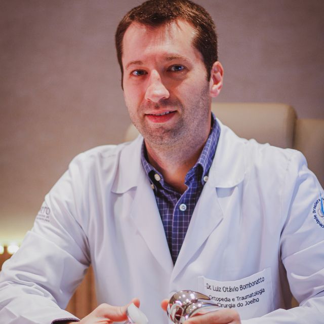 Luiz Otávio Bombonatto, Ortopedista - Traumatologista Toledo