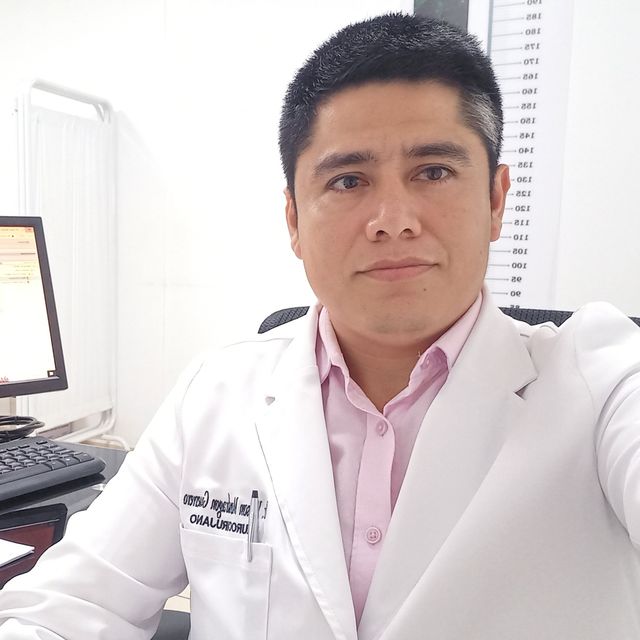 Edgar Wilson Mondragon Guerrero, Neurocirujano Piura