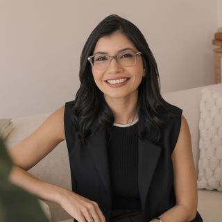 Dra. Jessica Ferreira Saldanha