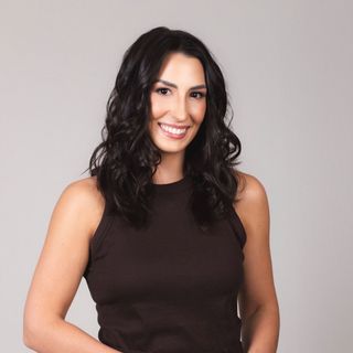 Mariana Grimm, Especialista em Clínica Médica Campo Grande