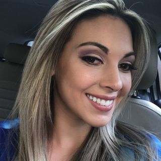 Roberta  Bento da Silva ,  Adamantina