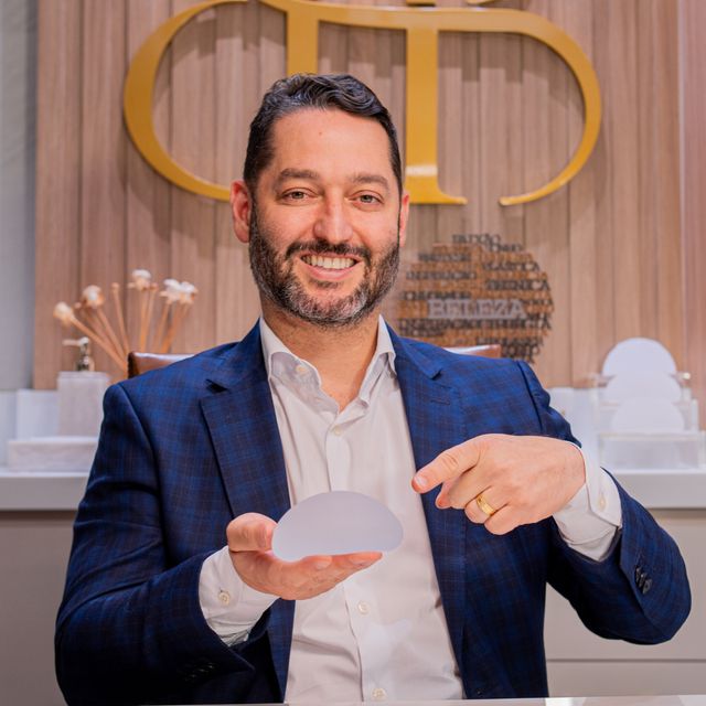 Henrique Brioschi, Cirurgião plástico Vitória