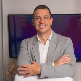 Dr. Marcio Bruno Hadid