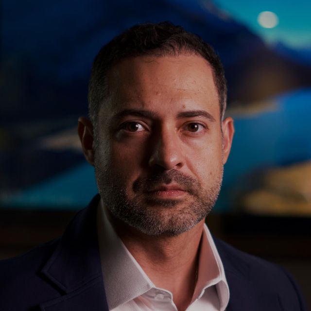 Elson Adorno, Cirurgião plástico Cuiabá