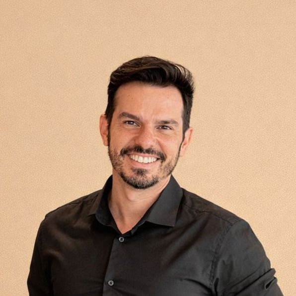 Victor Lacerda, Psicólogo Salvador