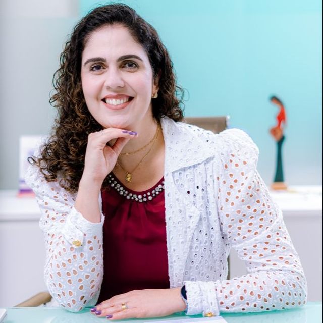 Natasha Sarmento Correia Araujo, Ginecologista Curitiba