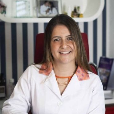 Larissa Prestes, Pediatra Toledo