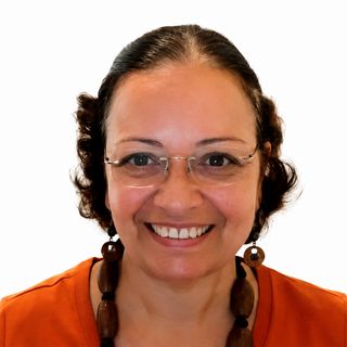 Claudia Fonseca Santamarina, Psicanalista Rio de Janeiro