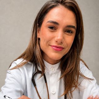 Anna Giulia  Loeschke Rigo, Generalista Guaratuba