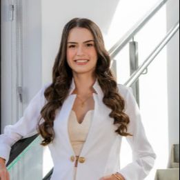 Jéssica Zanatta Jorge Elias, Cirurgião plástico Paranavaí