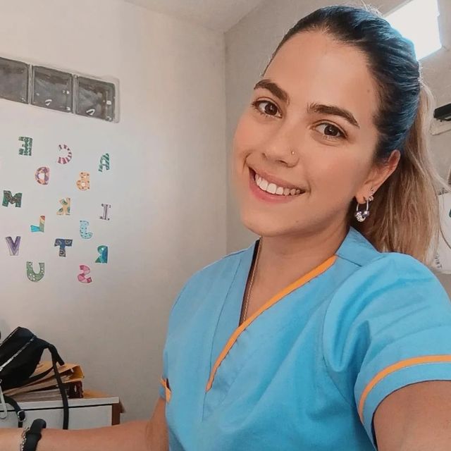 Micaela Merizzi, Psicólogo Rosario